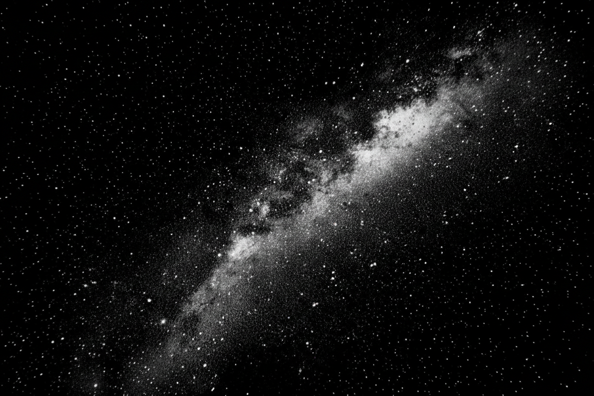 Celestra™ 2 in 1 Galaxy Projection Lamp
